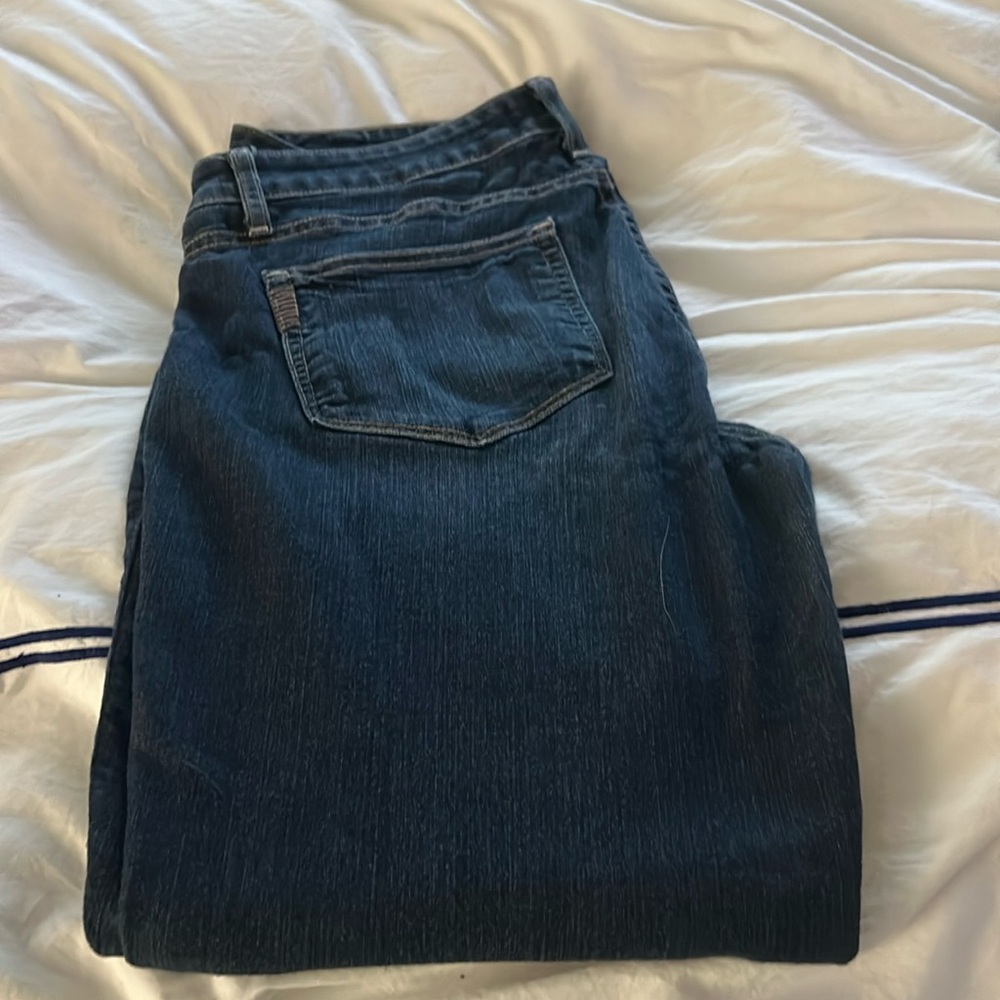 Women’s Paige Jeans Size 31 - Kylie Crop